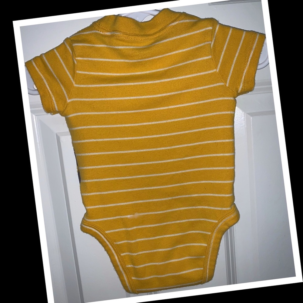 4/$10 •Carters baby boy 3m onesie🚜EUC🚜 - Picture 2 of 3
